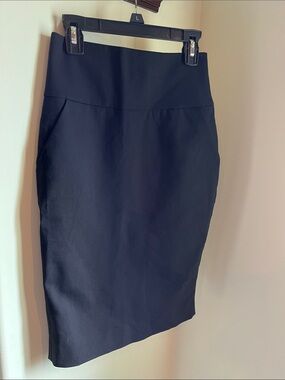 Guess by Marciano Black High-Waist Pencil Skirt